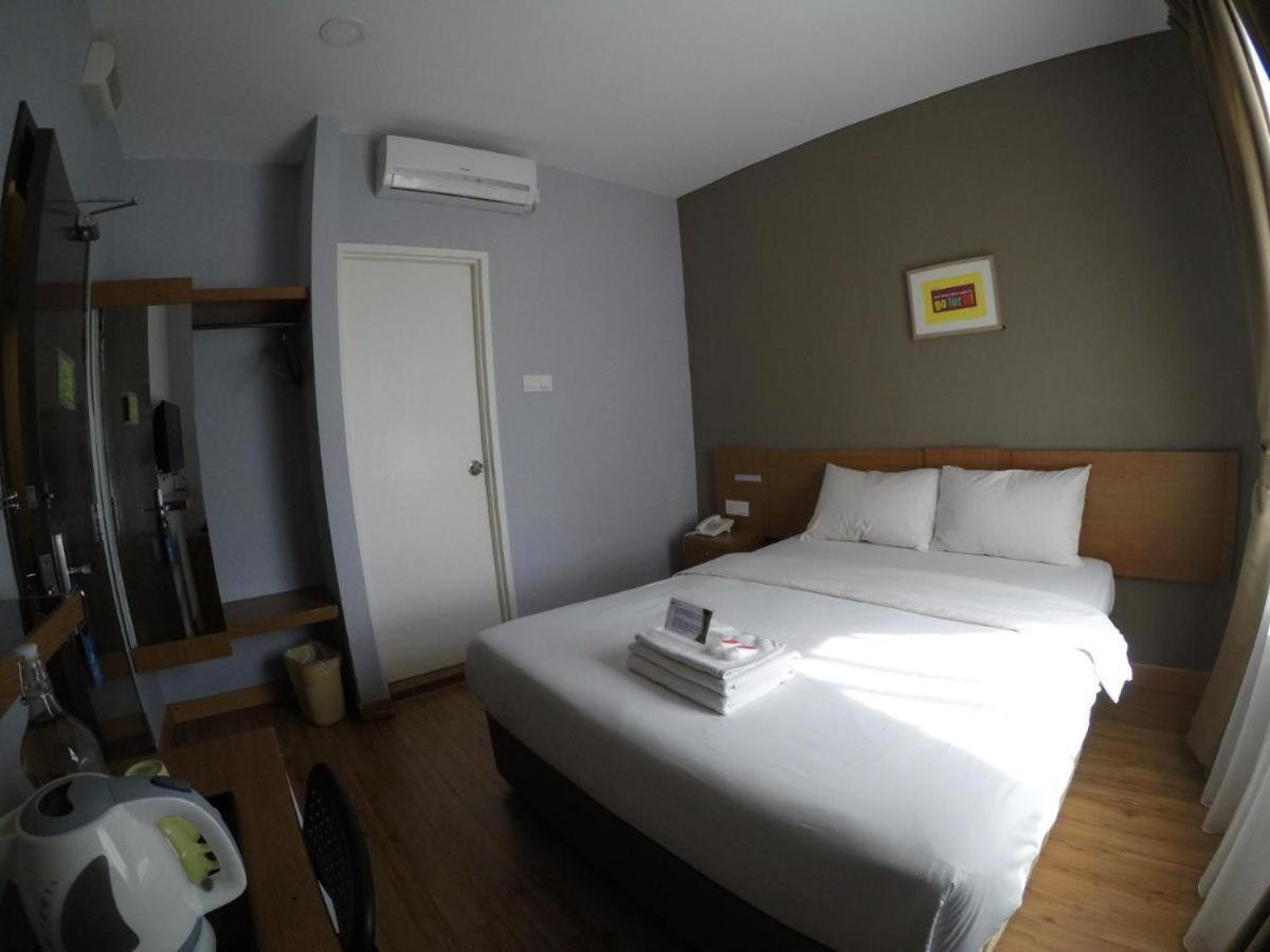 Golden Leaf Boutique Hotel Nusa Idaman Formerly Known As Ariana Hotel Johor Bahru Eksteriør bilde