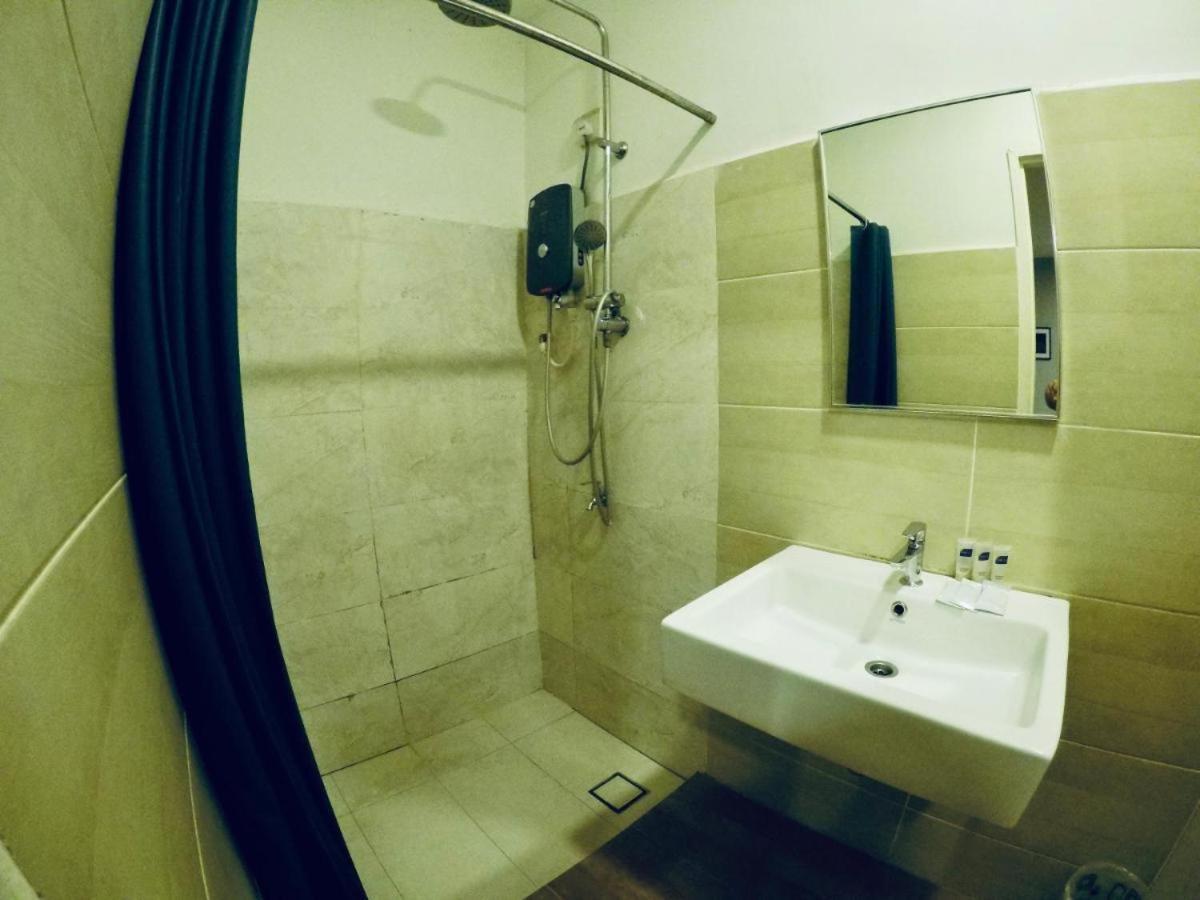Golden Leaf Boutique Hotel Nusa Idaman Formerly Known As Ariana Hotel Johor Bahru Eksteriør bilde