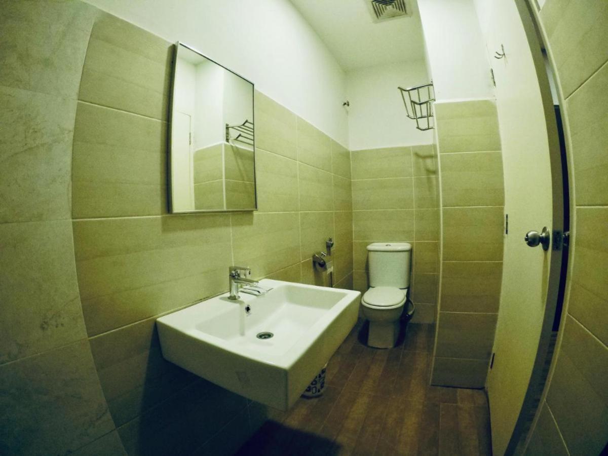 Golden Leaf Boutique Hotel Nusa Idaman Formerly Known As Ariana Hotel Johor Bahru Eksteriør bilde