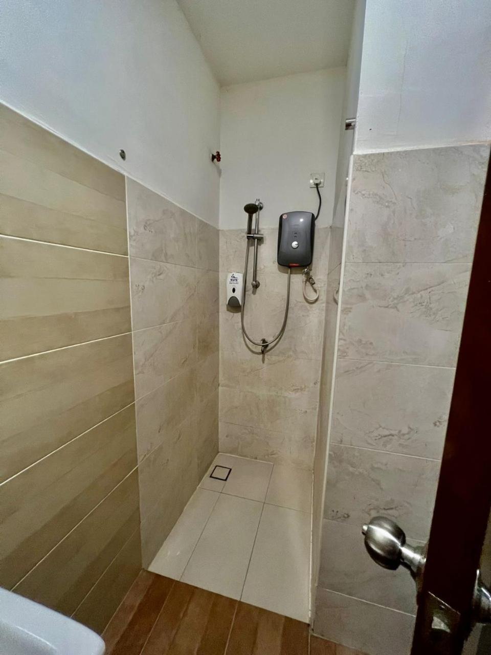 Golden Leaf Boutique Hotel Nusa Idaman Formerly Known As Ariana Hotel Johor Bahru Eksteriør bilde