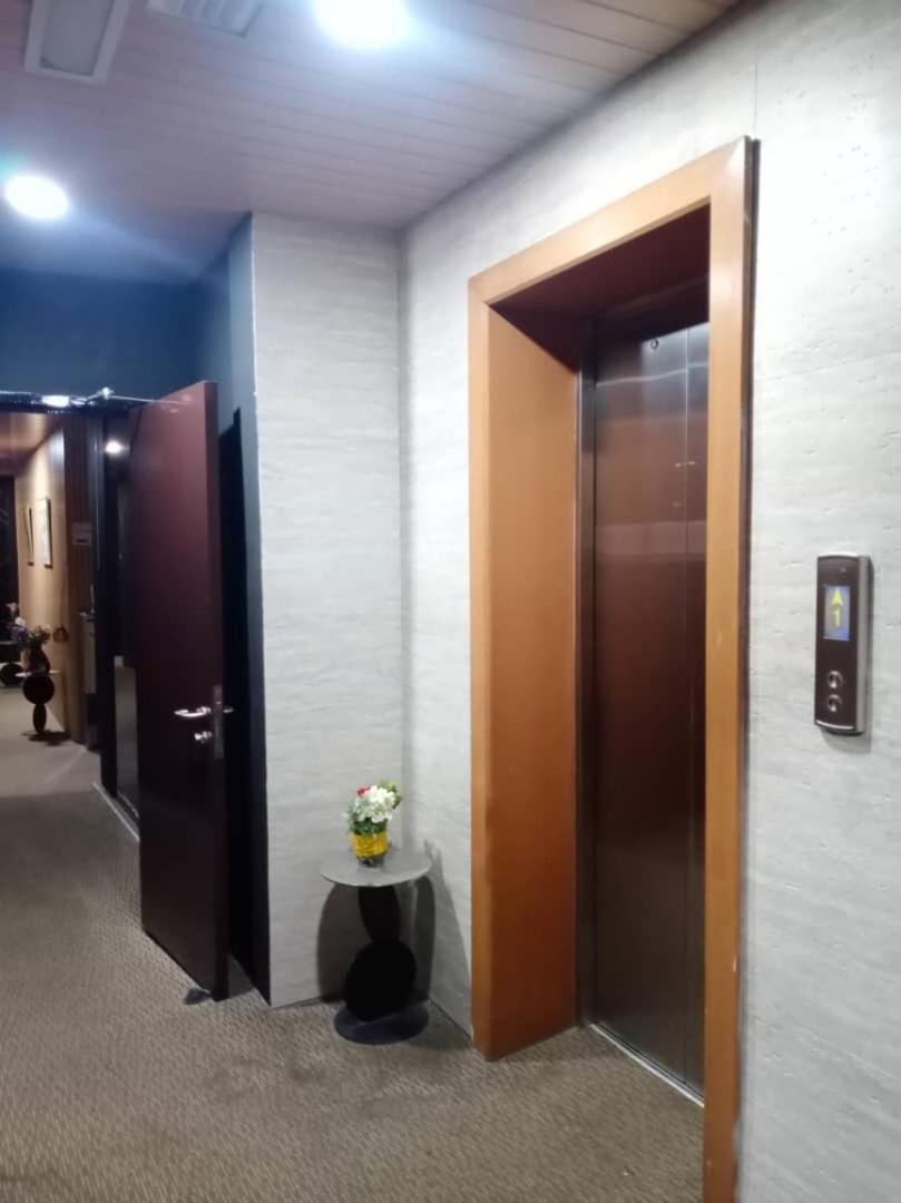 Golden Leaf Boutique Hotel Nusa Idaman Formerly Known As Ariana Hotel Johor Bahru Eksteriør bilde